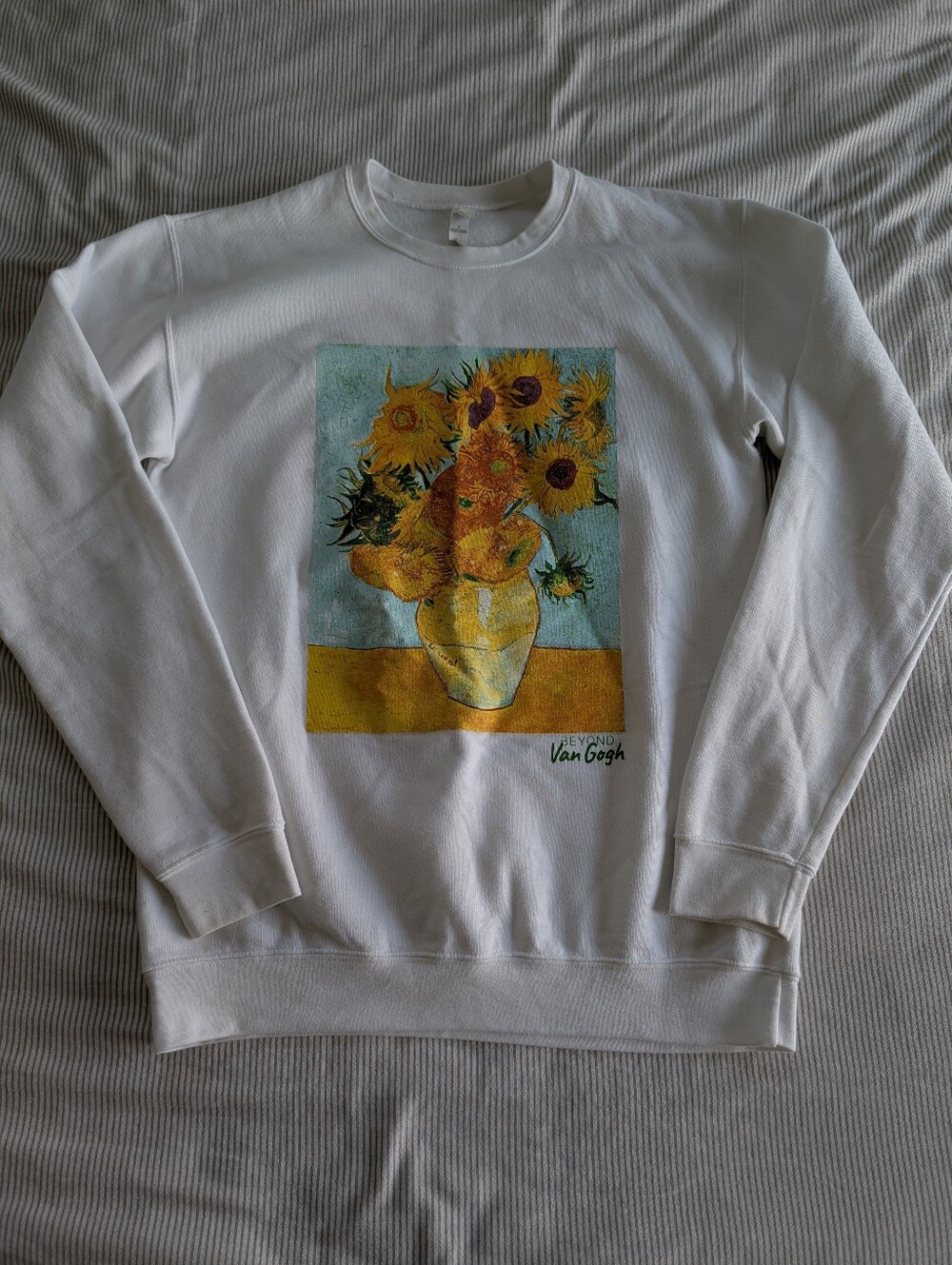 Van Gogh 'Sunflowers' Graphic Art to Wear Sweatshirt Womens Size Small